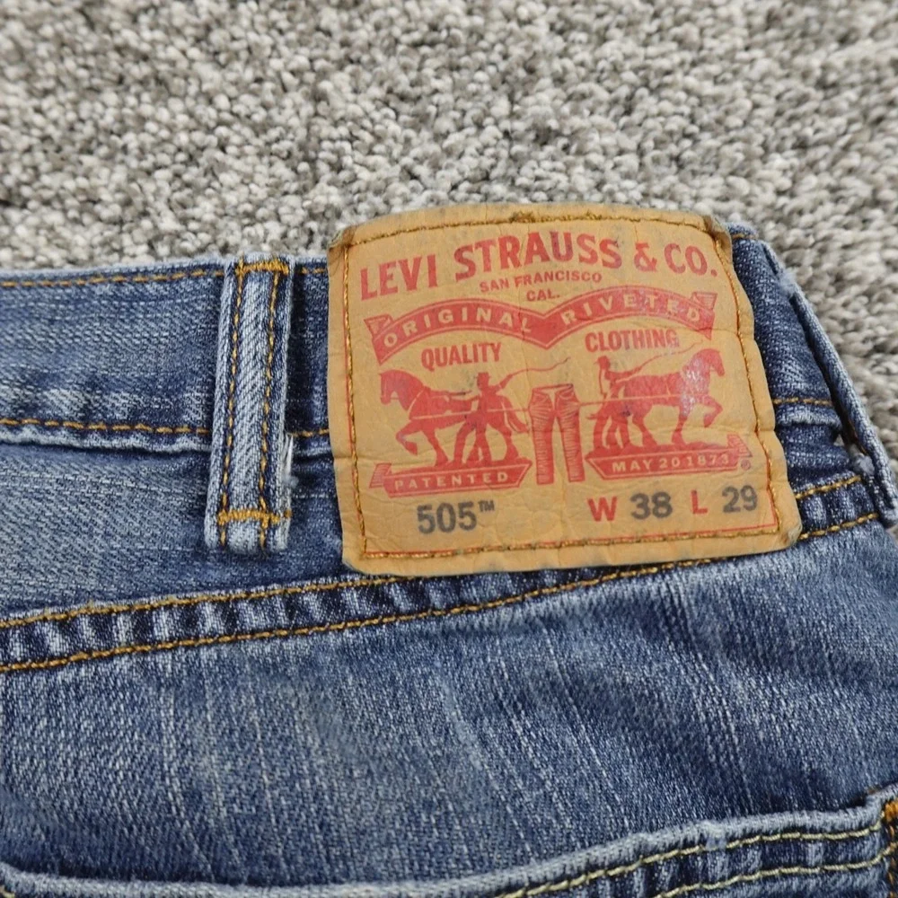 Levis Jeans Mens 38X29 Dark Blue Denim Pants 505  Straight Leg Whiskered Western